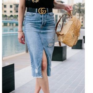 🔥H&M High waist Distressed Denim skirt